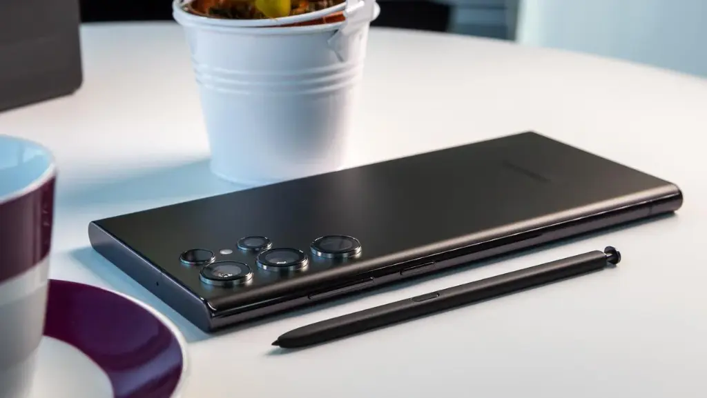 samsung-galaxy S22 ULTRA 2.webp