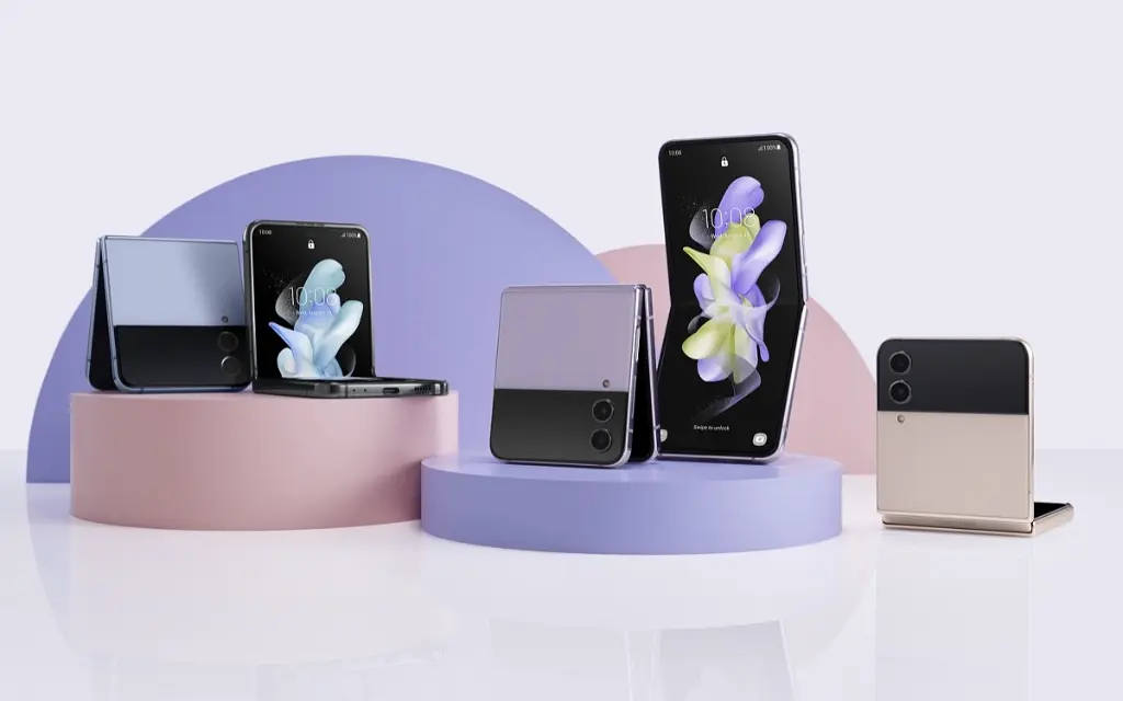 Galaxy-Z-Flip-4-5.webp