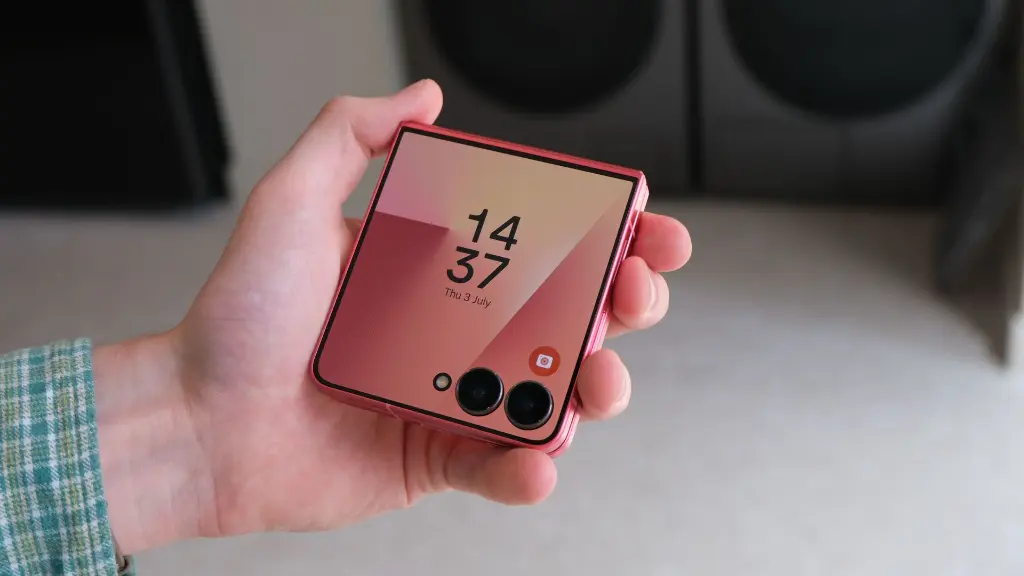 Samsung Z Flip 7 2.webp